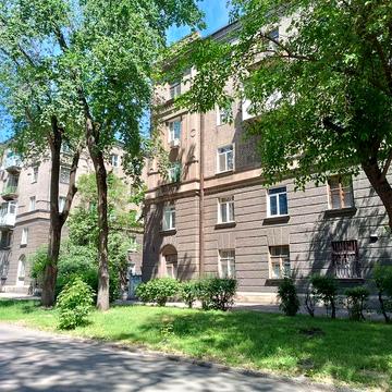 Трёх комнатная квартира в центре от собственника