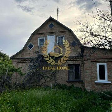 Продам частину будинку в смт Гребінки