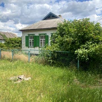 Продаётся дом в жилом состоянии