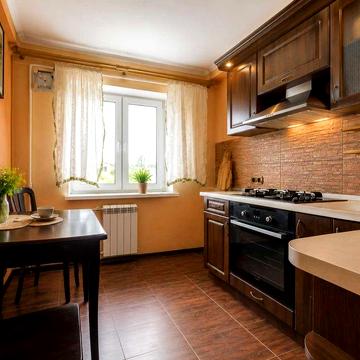 Продаж затишної 2к квартири з ремонтом біля метро Дарниця, Дніпровський р-н, недорого