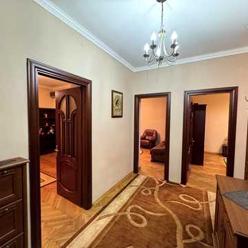 Власник.3 кімнатна квартира в центральній частині м.Львів