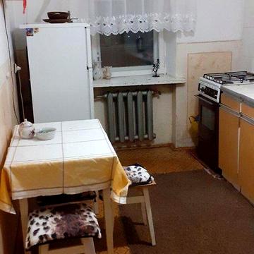 Продам 4 кім.кв по постановах