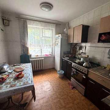 продається 5к квартира