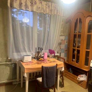 Продам 1 к. квартиру , ЧЕШКУ, на 3/9 этаже , на Набережной Победы, ЖМ Победа-4 !