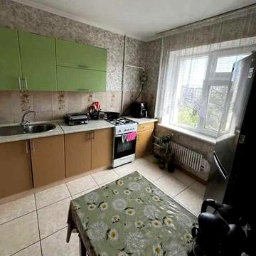 2к квартира з Ремонтом на Ближніх Гречанах, 52м2, Середній поверх