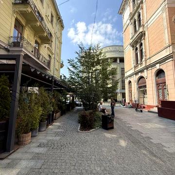 Продаж 2 кімнатної  квартири (66 м2) в центрі Львова, вул. Руданського 3