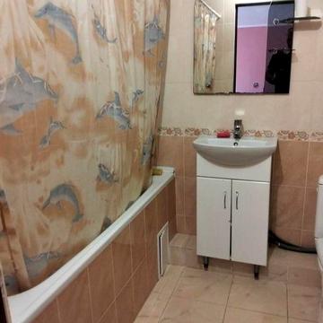 Продаж 2кім кв р-н. Вишенька