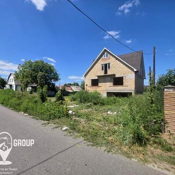 272 кв.м. в центрі на Челюскінців