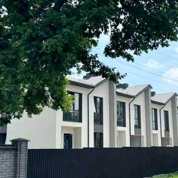 Останні будинки з Приватним Подвір'ям від Забудовника!