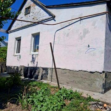 Сдам простой дом на 10месяцев ул.Луговская левый берег