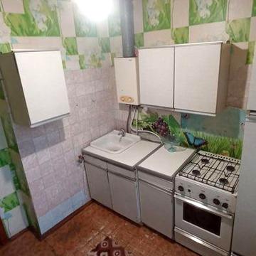 Продам 2х кімнатну  квартиру  в  Саксаганському районі,   ( Болшевік)