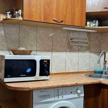 Продам 2х ком. кв-ру в центре, ул.Жаботинского, 3эт. пятиэтжного дома