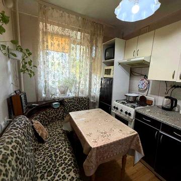 Продається 2к.квартира вул. Введенська 26 Подільський р-н