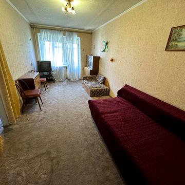 Аренда квартиры. 2к. Рабочая 83. Две раздельные комнаты