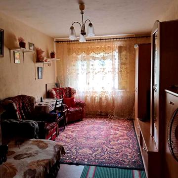 Продаж 1 кімнатна 5-й Зарічний