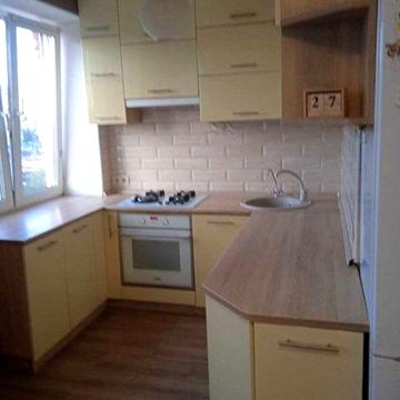 3 кім кваартира з свіжим ремонтом.Площа 60 м кв