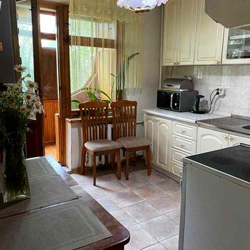 Продам 3-к квартиру (70м2) на ж/м Победа, пр. Героев