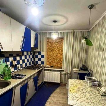 Продам. 2к, квартиру. пр. Героїв Харкова 64А, м.Зах.України