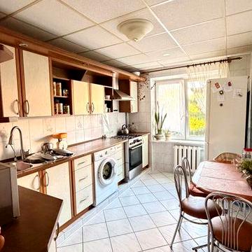 Продаж 4-х кімнатної квартири