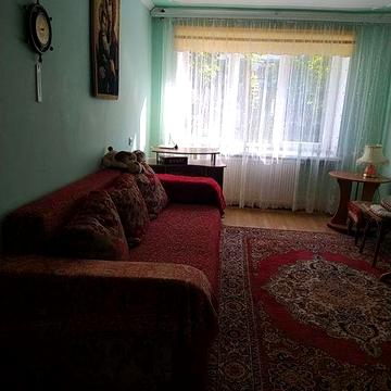 Знається двох кімнатна квартира на довгий термін