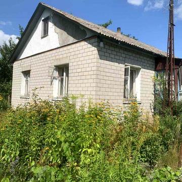 Продам будинок в селі.