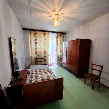 Продаж 2 кім квартири. Космонавтів