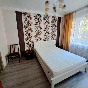 Оренда 2к квартири на вул. Братів Малакових