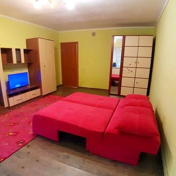 Оренда 2 кімнатної квартири в центрі. Індивідуальне газове опалення.