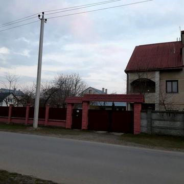 Продам будинок в м.Буську