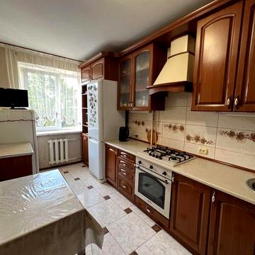 Оренда затишної 2 км. квартири по вул.Гориня.(Сихів)