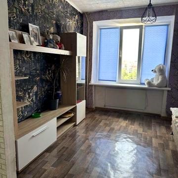Продам квартиру ( колишній гуртожиток)