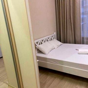 Сдам Покровский переулок / Караванского смарт квартиру 7000