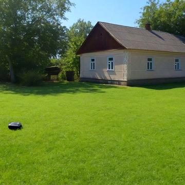 Продаж ділянки 25 соток з  будівлями в с.Бадівка під забудову