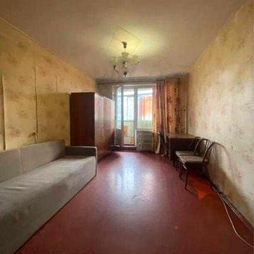 Продам 1к. кв. метро Масельского.