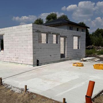 Дім на 7 сотках 80 кв 2 спальні в селі Гнідин Гнедин біля озера