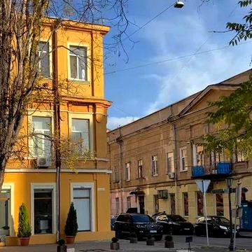 Продам 3-х комн. квартиру в самом Центре.