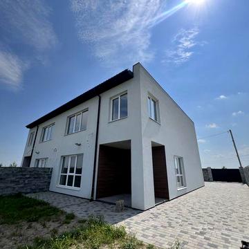 Продаж 4-кімнатного котеджу по вул. масив Київський, Рівне