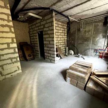 Продам 3 кімнатну кваритру!Працюэмо з державними програмами!