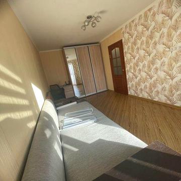 Здається на довготривалий термін однокімнатна квартира по вулиці Тищика