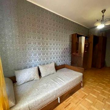 Здається 3к.квартира рн Променя можна для дівчат студенток