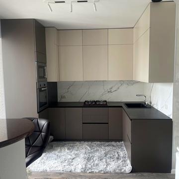 None 120000.0 USD