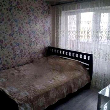 Продам  2- квартиру з ремонтом — Центр Авангарда, вул. Центральна