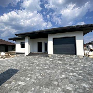 Продаж будинку з гаражем у Рованцях преміум будівництво Монолітне перекриття