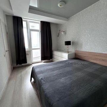 Оренда квартири 60 м2/ генератор на дім/ пр. Соборності, 30/ м. Лівобережна