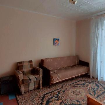 Оренда 1 кім квартири на 5 Зарічному (Бродвей)