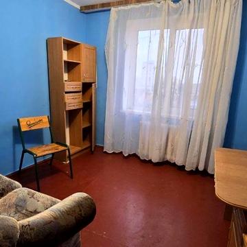 Комунальні включені. Кімната для хлопця без власників