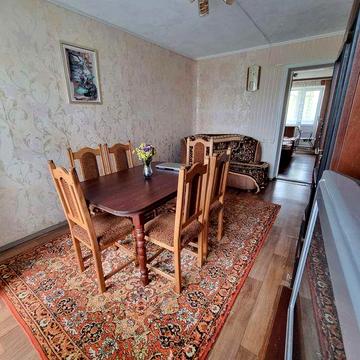 Продаж квартири Валки, 3 кімнати (торг) без оренди