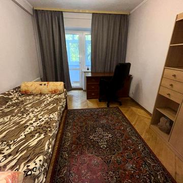 Здам трикімкімнатну квартиру в Дарницькому районі ,провулок Качуровського 1 А
