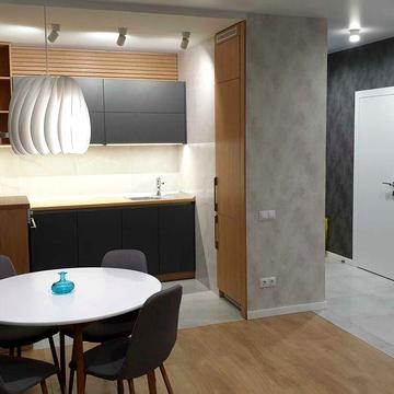 Продаж квартири в ЖК Славутич, 49м2, вул. Зарічна 2к2, 50м до метро, власник ЖК Славутич