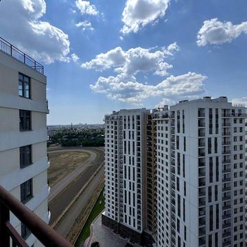 63Жемчужина Продажа квартиры на Краснова КАДОР СИТИ  41,75м2 - БЕЗ ремонта 23 этаж переуступка включена в цену ЖК 63 Жемчужина
